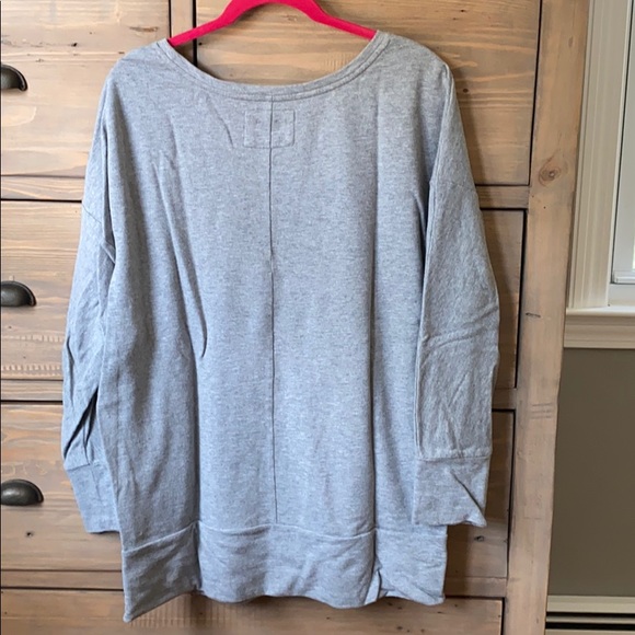 GUC DKNY Jeans sweatshirt sz L - Picture 5 of 5